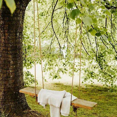 Narie & 5*