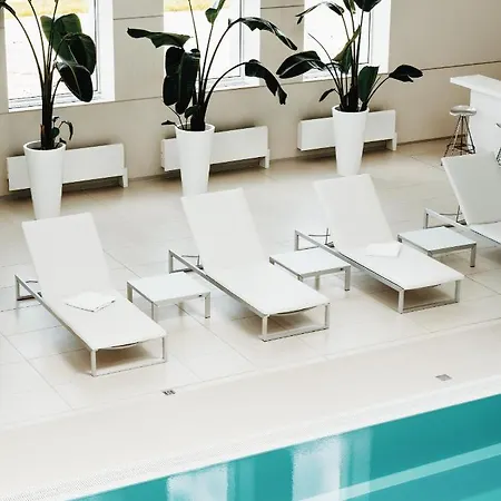 Narie & 5* كريتويني