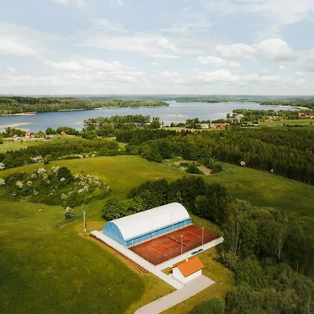 Narie & 5* كريتويني